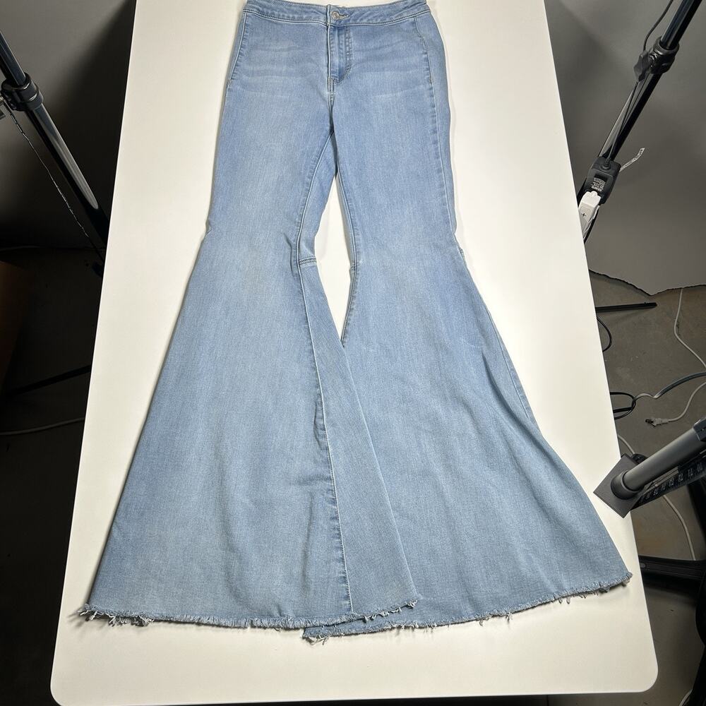 We The Free Jeans Womens 25x32 Super Flare Bell Bottom 70s Boho Raw Hem Blue